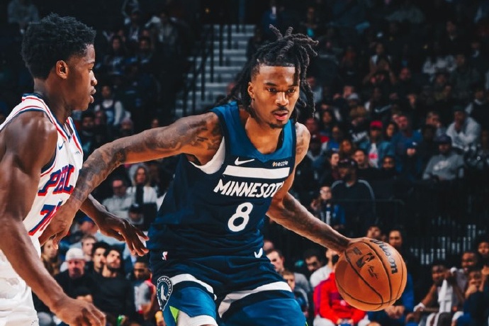 NBA季前赛战报：马克西27+4+7率队轻取森林狼，76人126-110森林狼收获一场大胜